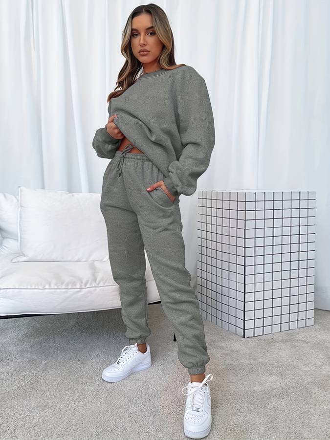 GR - Two-piece jogging set in plus size