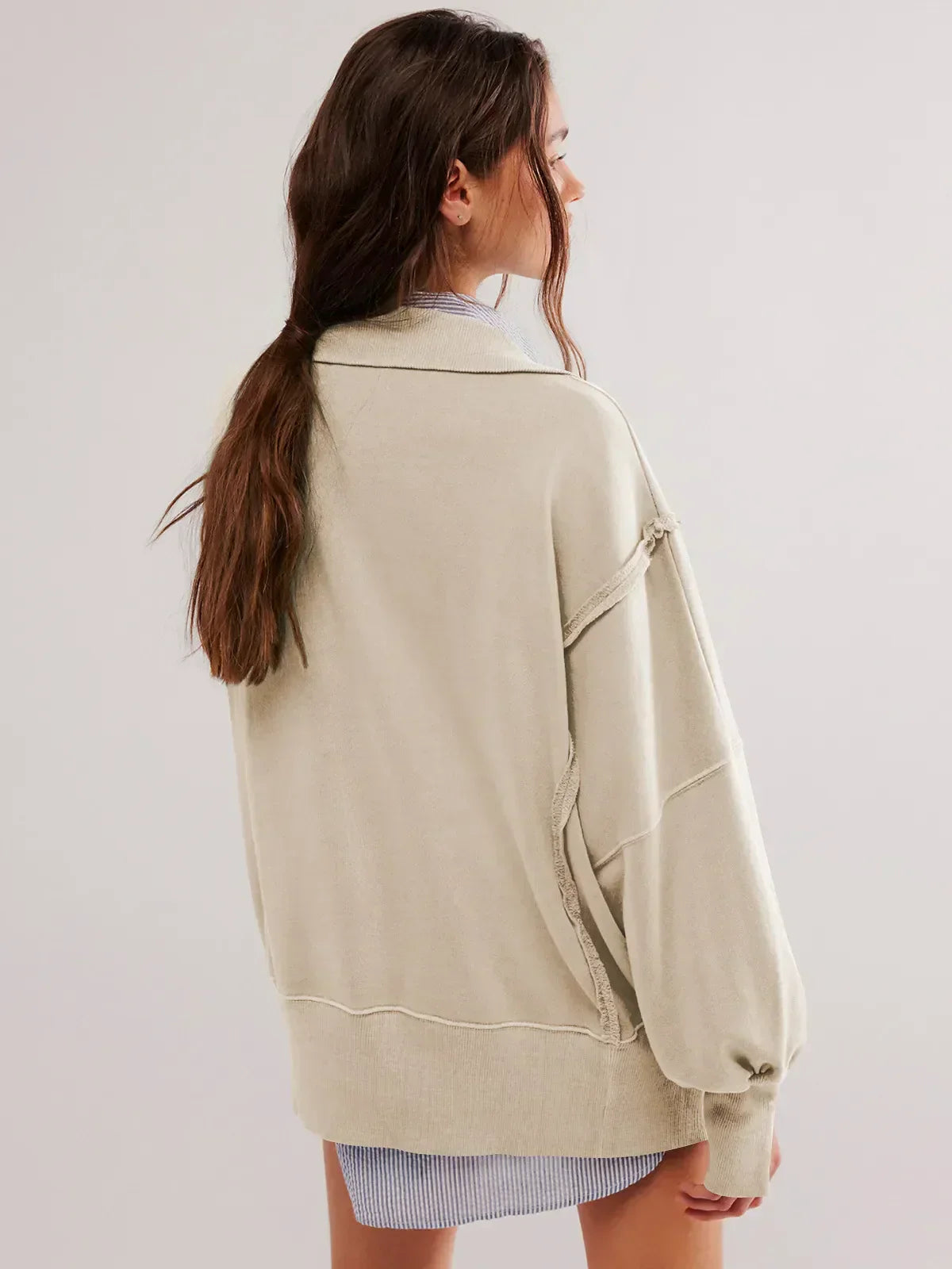 GR - Casual sweatshirt with buttons and lamp sleeves
