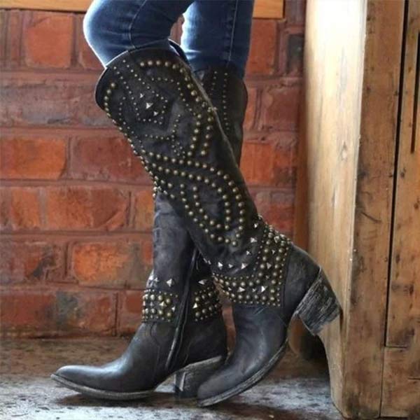 GR | Cowboy boots with heels