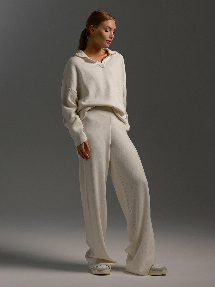 GR | Set of trousers and knit sweater