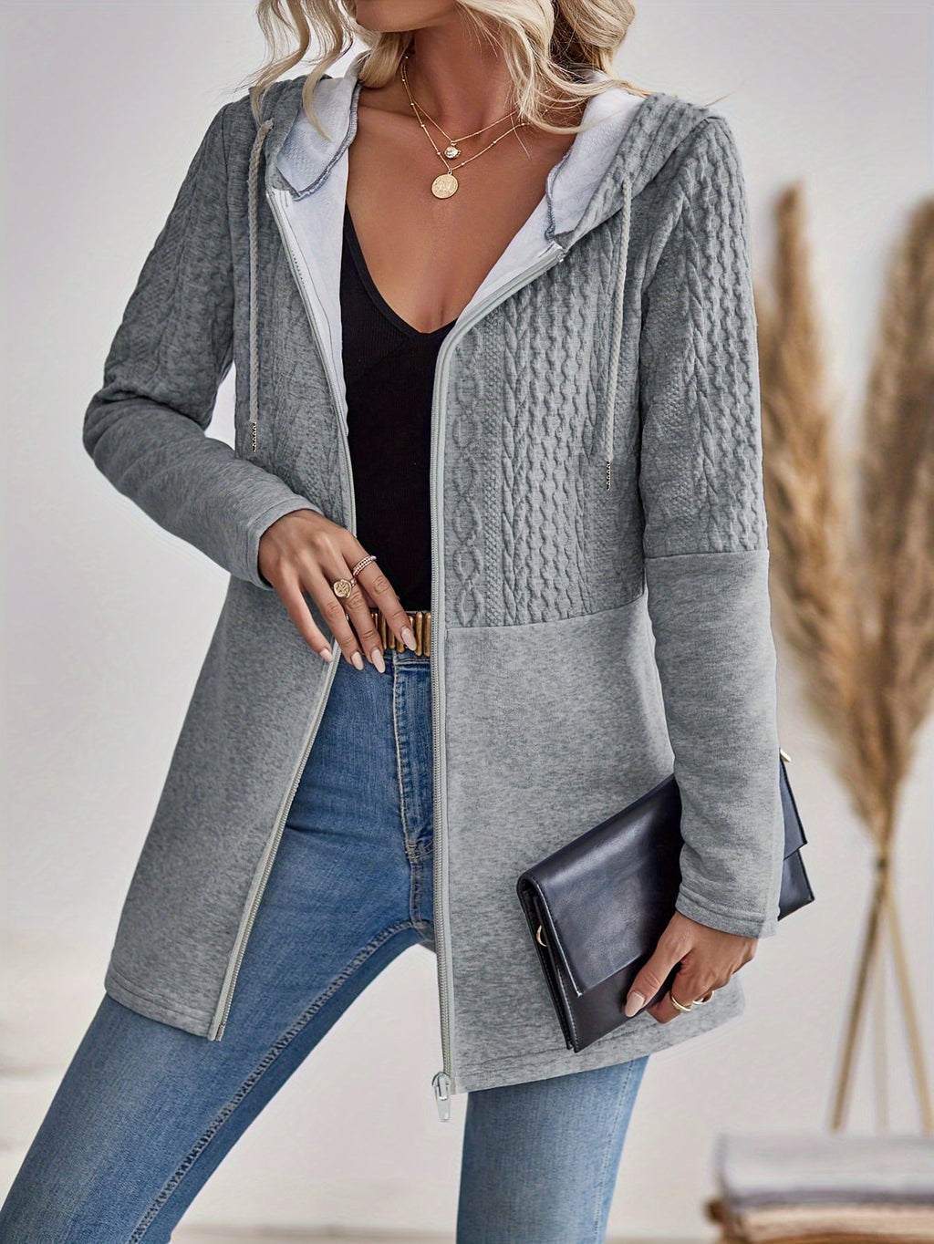 GR | Women's hooded sweatshirt with zipper