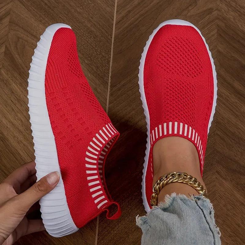GR | Breathable women's sneakers with reinforced footbed
