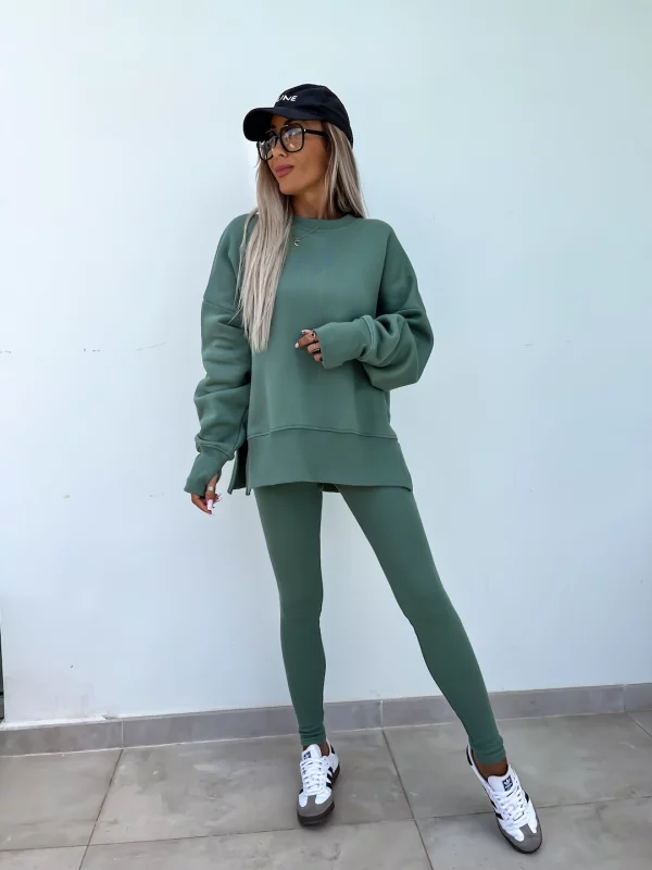 GR - Casual and Comfortable Oversized Sweatshirt