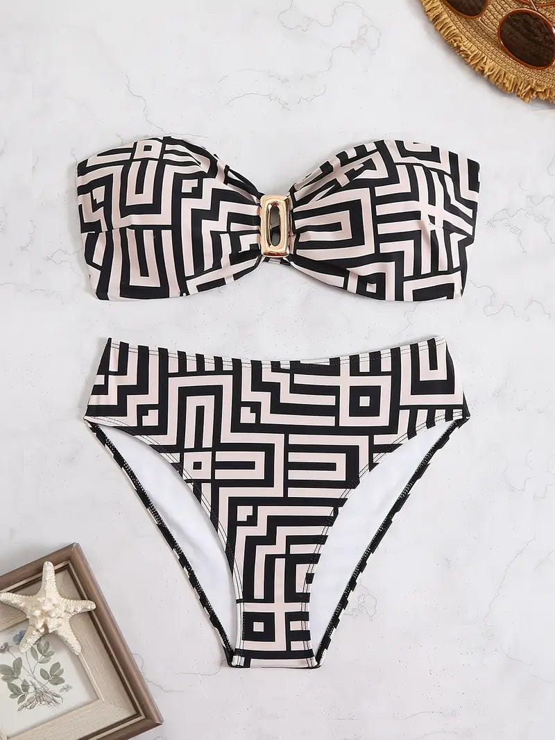 GR | Fashionable bikini for pool days