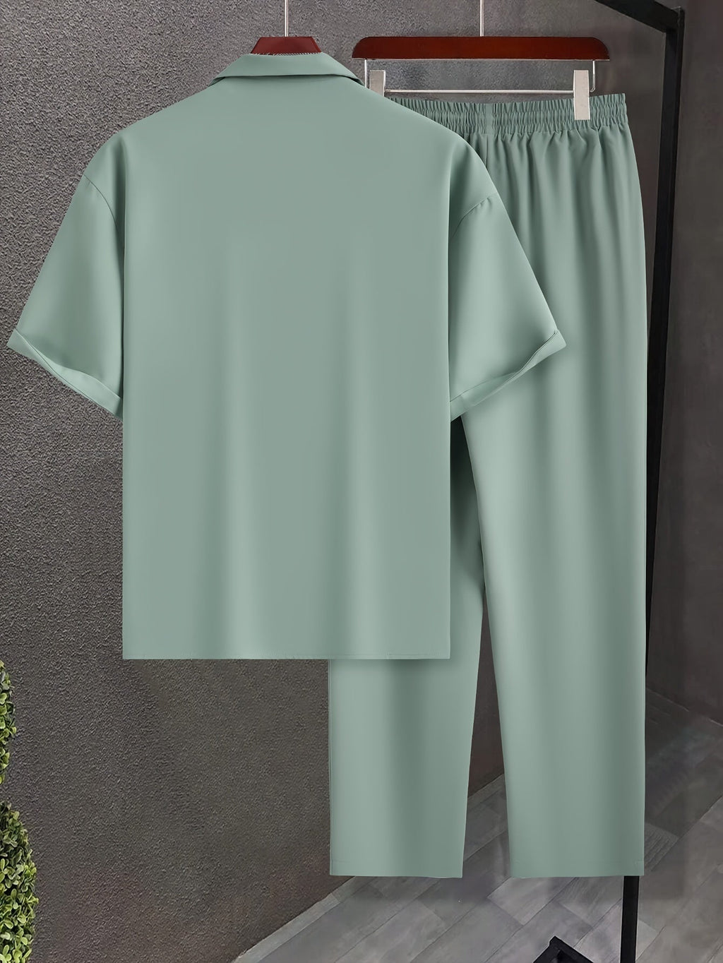 GR | Summer outfit set in a single color
