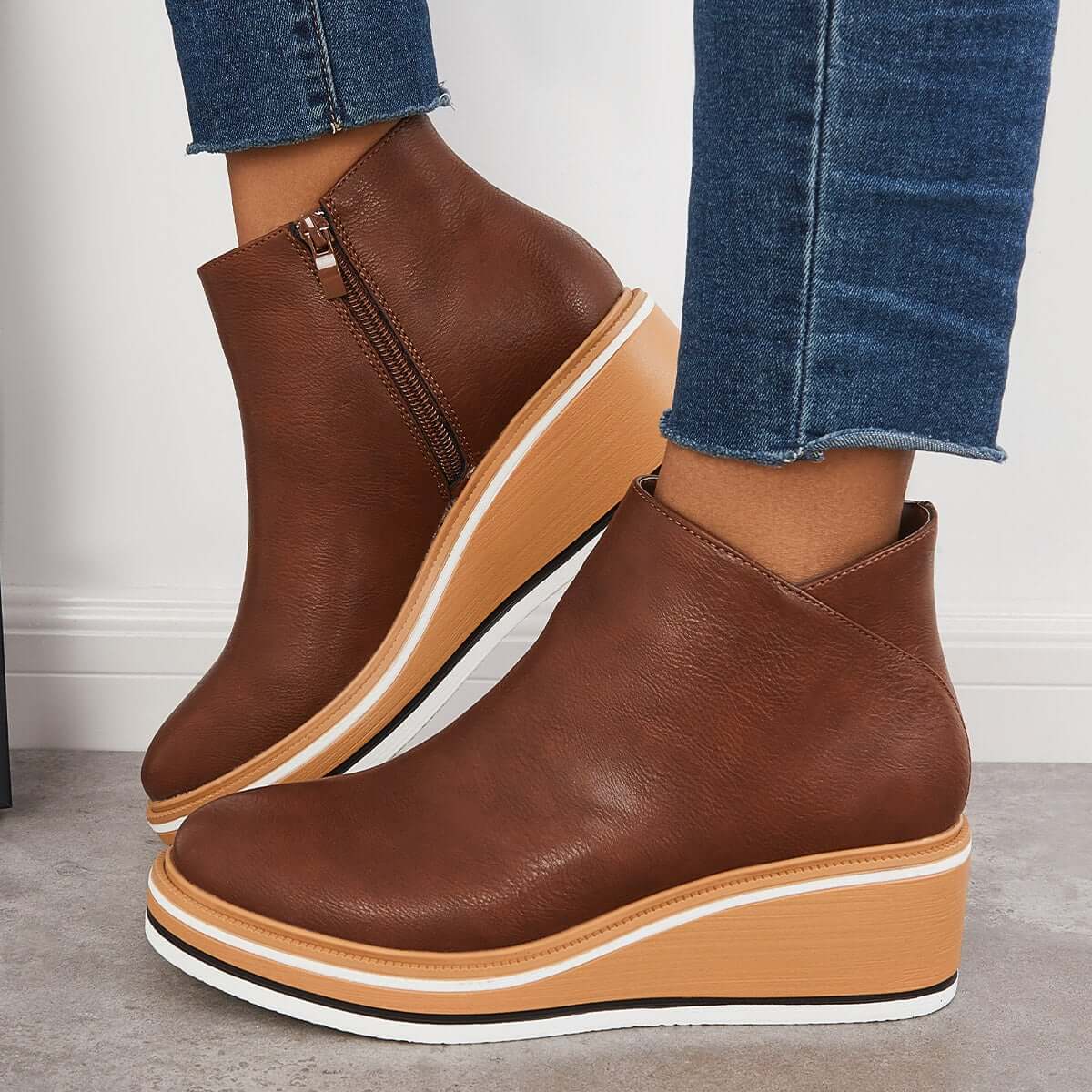GR - Stylish ankle boots with zipper and platform