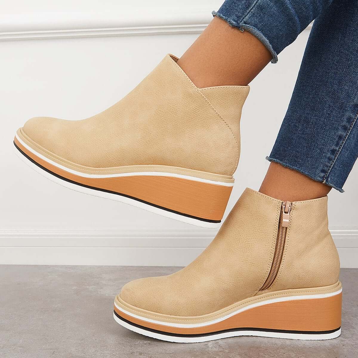 GR - Stylish ankle boots with zipper and platform