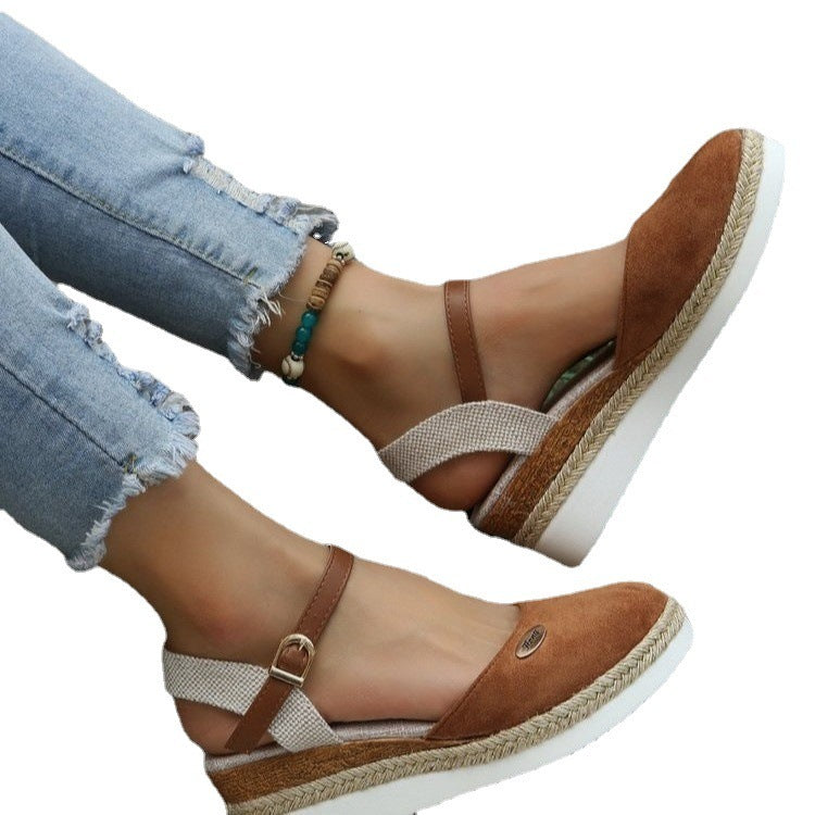 GR | Lightweight platform wedge sandals made of hemp rope