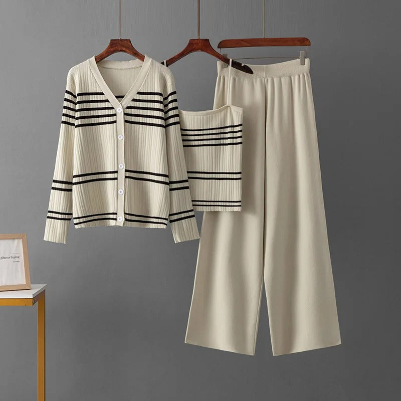 GR | Comfortable striped knitwear set