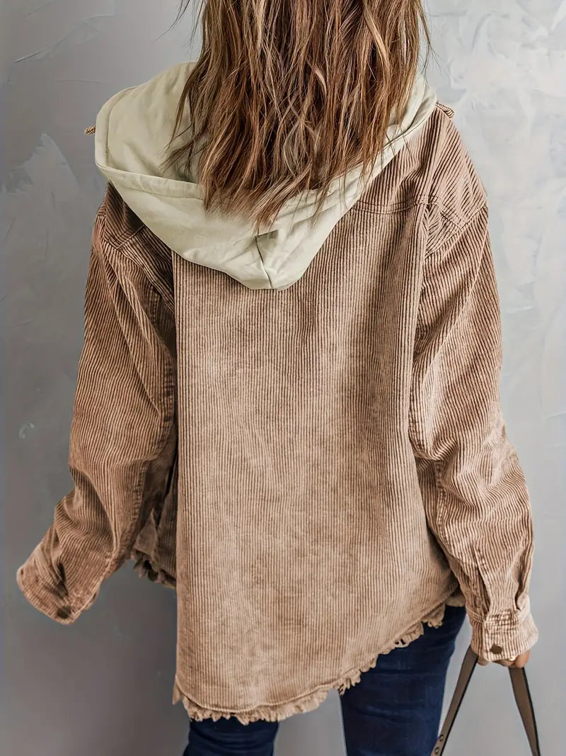 Effortless and trendy jacket