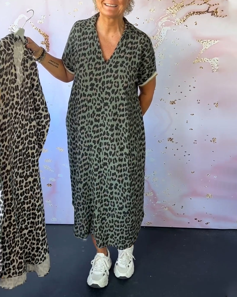 GR | Kurzärmliges Kleid mit Leopardenmuster und V-Ausschnitt