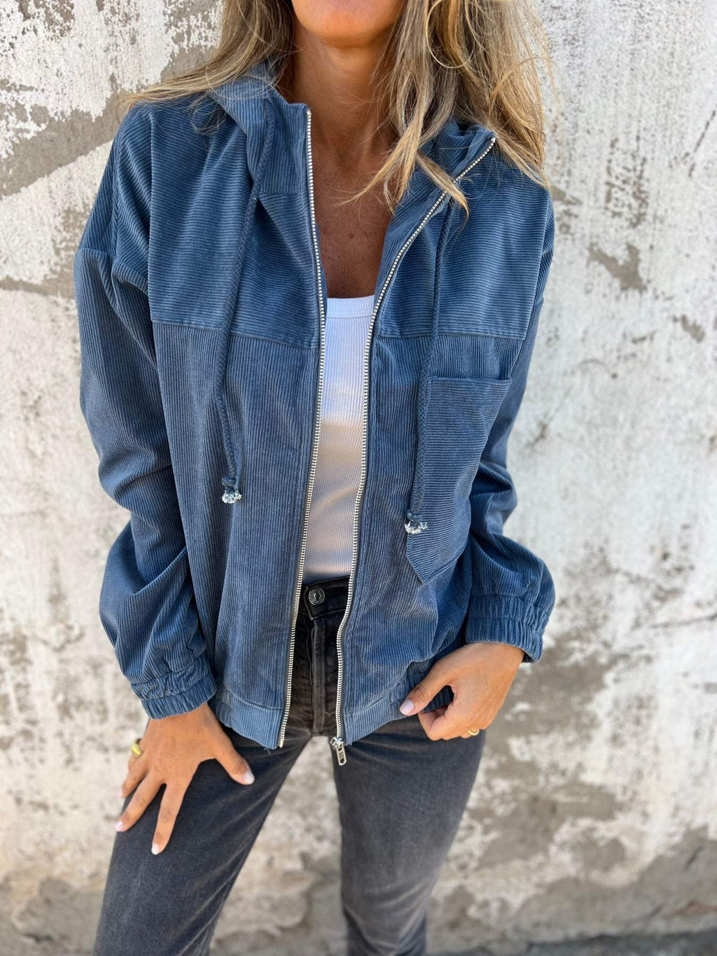 GR | Premium jacket with hood and zipper 