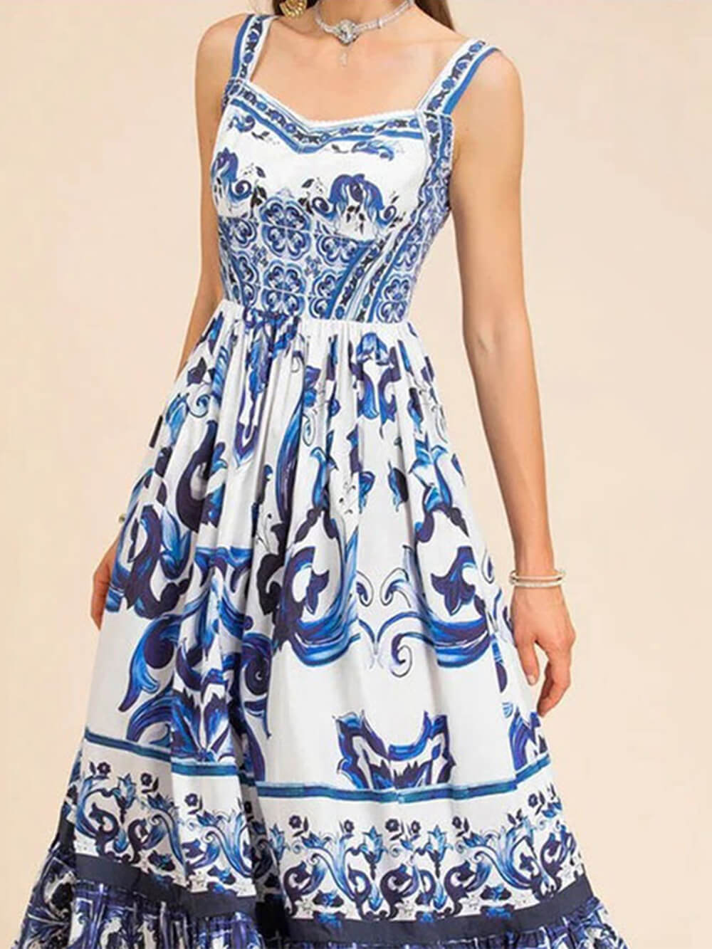 GR | Elegantes Floral-Midi-Kleid