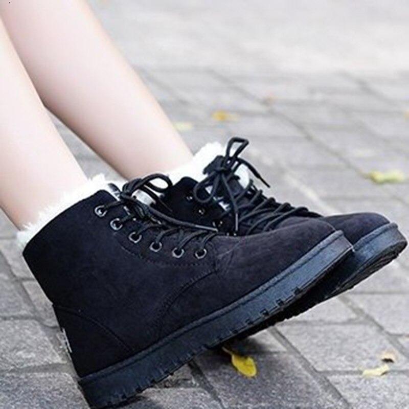 GR | Elegant mid-height ankle boots
