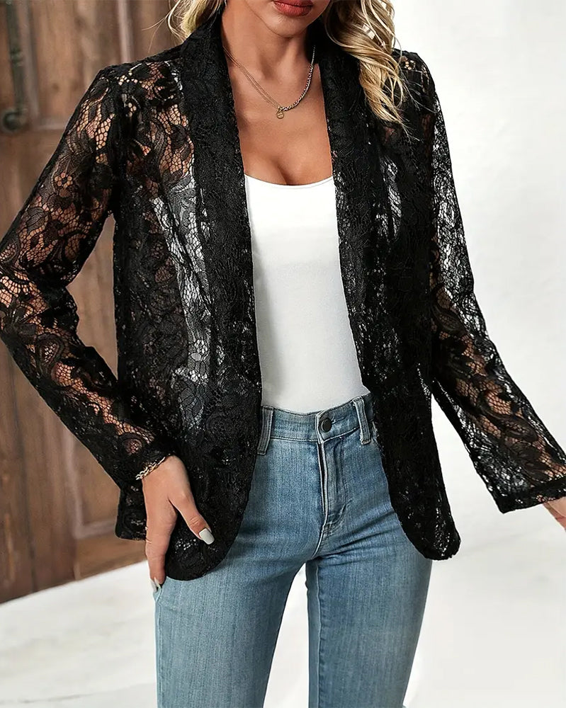 GR | Elegant blazer with lace