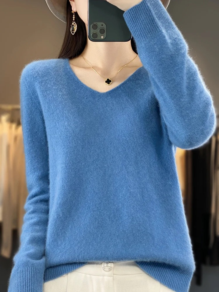 GR | Women's Cashmere Pullover, Elegant V-neck, Soft & Comfortable