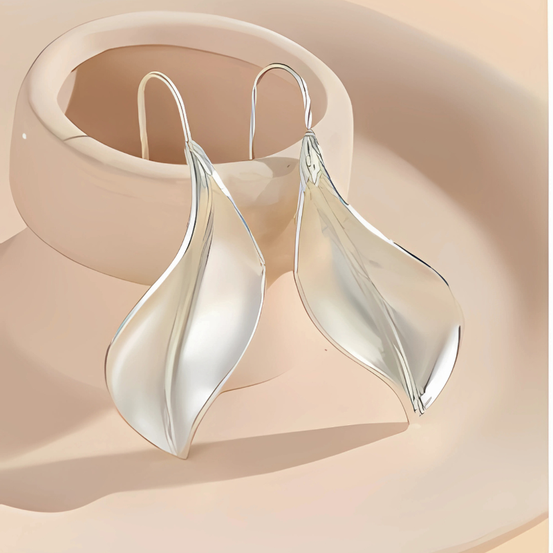 GR | Leaf-shaped silver vintage earrings