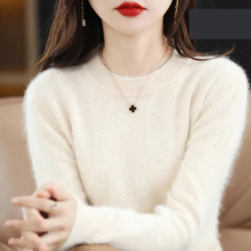 GR | Women's Cashmere Sweater, Luxurious Round Neck, Soft & Fashionable