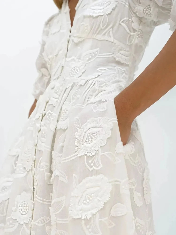GR | Midikleid Mit Stickerei – Elegante Damenmode Für Jeden Anlass