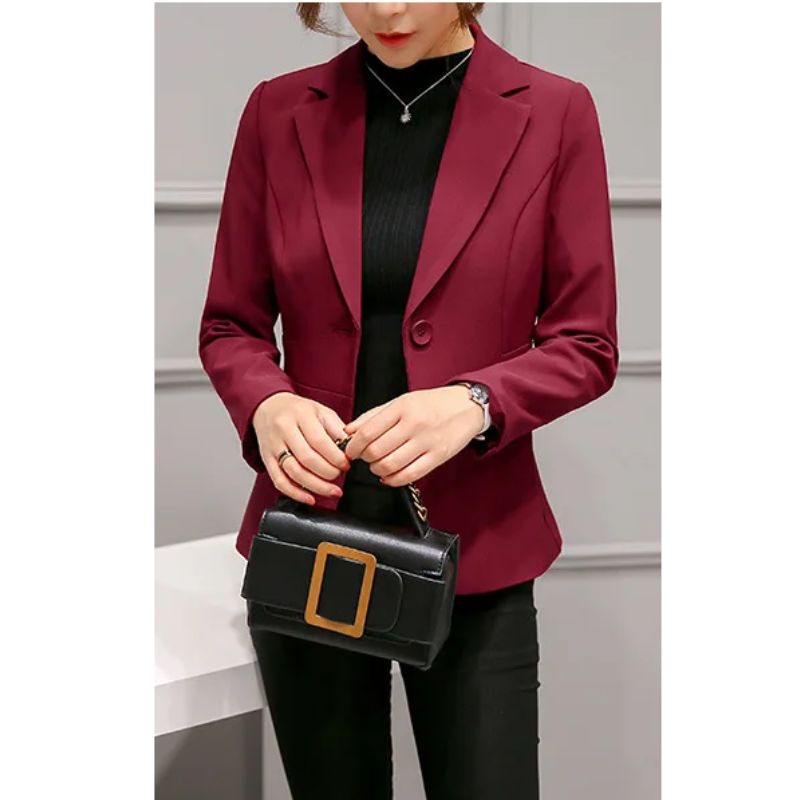 GR | Elegant women's blazer with long sleeves. Perfect for work.