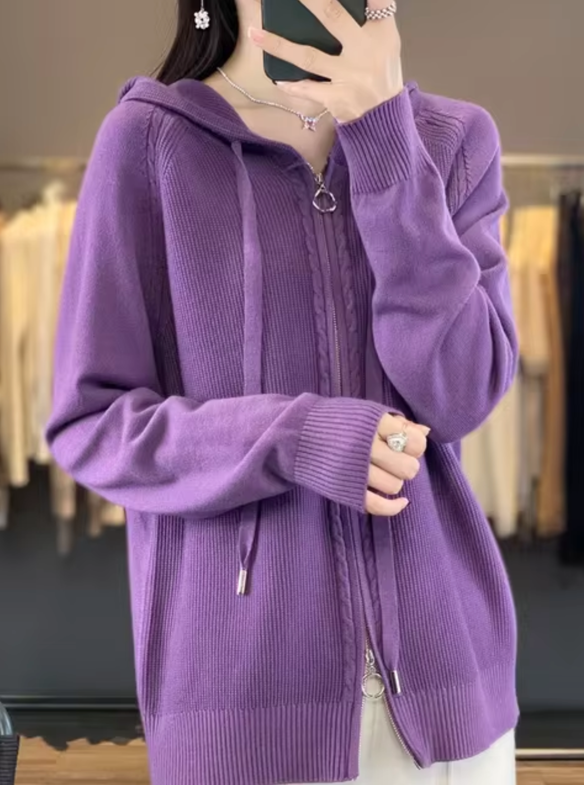 – Knitted cardigan with hood