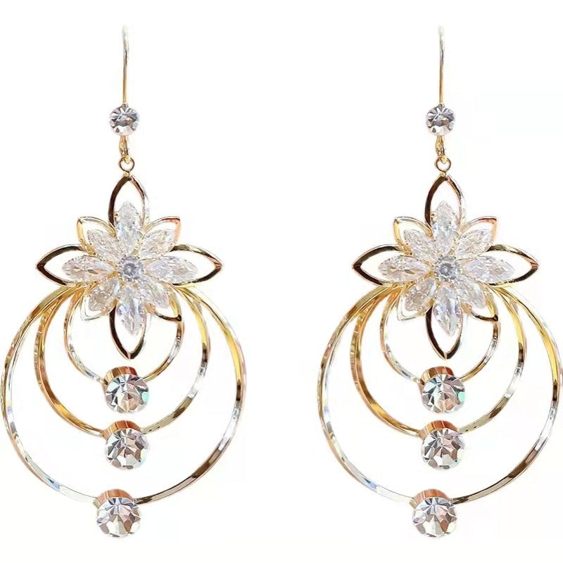 GR | Luxurious Gold Hoop Earrings