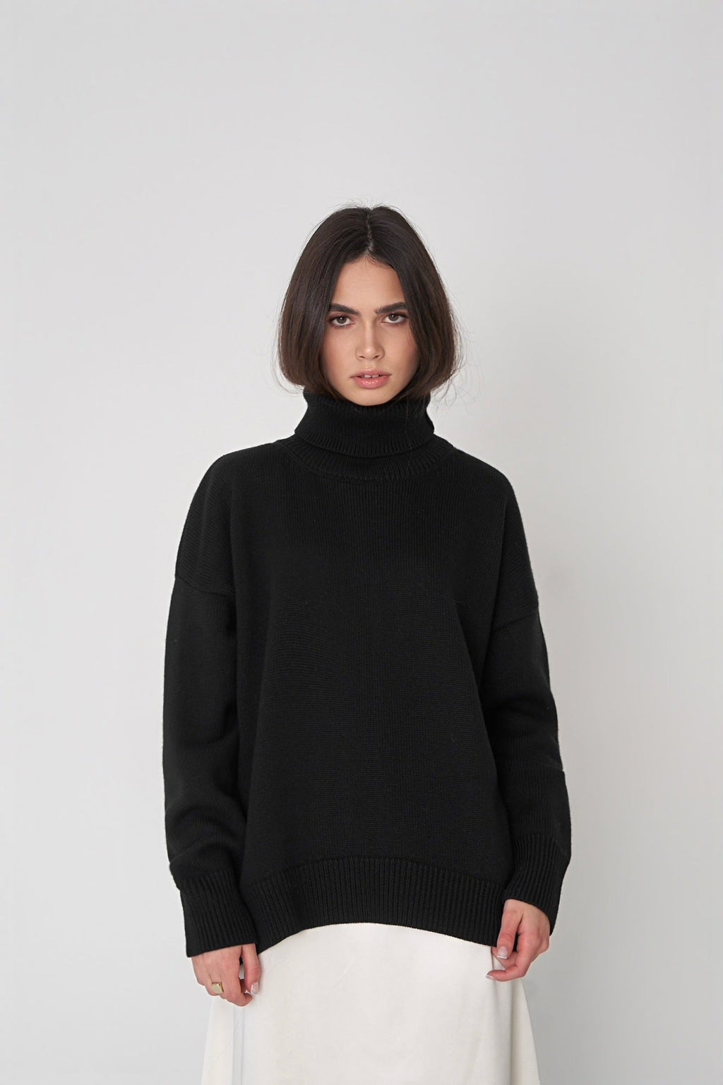 GR - Winter roll-neck sweater with a relaxed fit