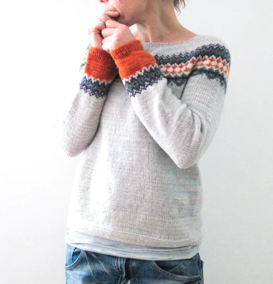 GR - Grey Boho-style sweater 