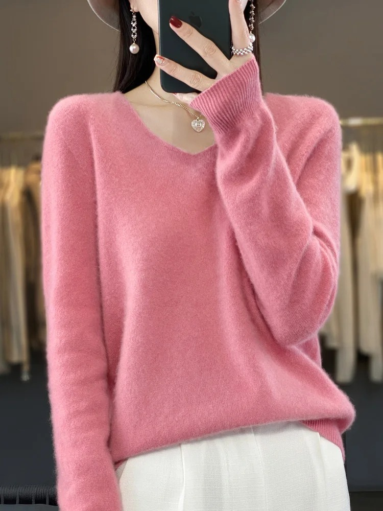 GR | Women's Cashmere Pullover, Elegant V-neck, Soft & Comfortable