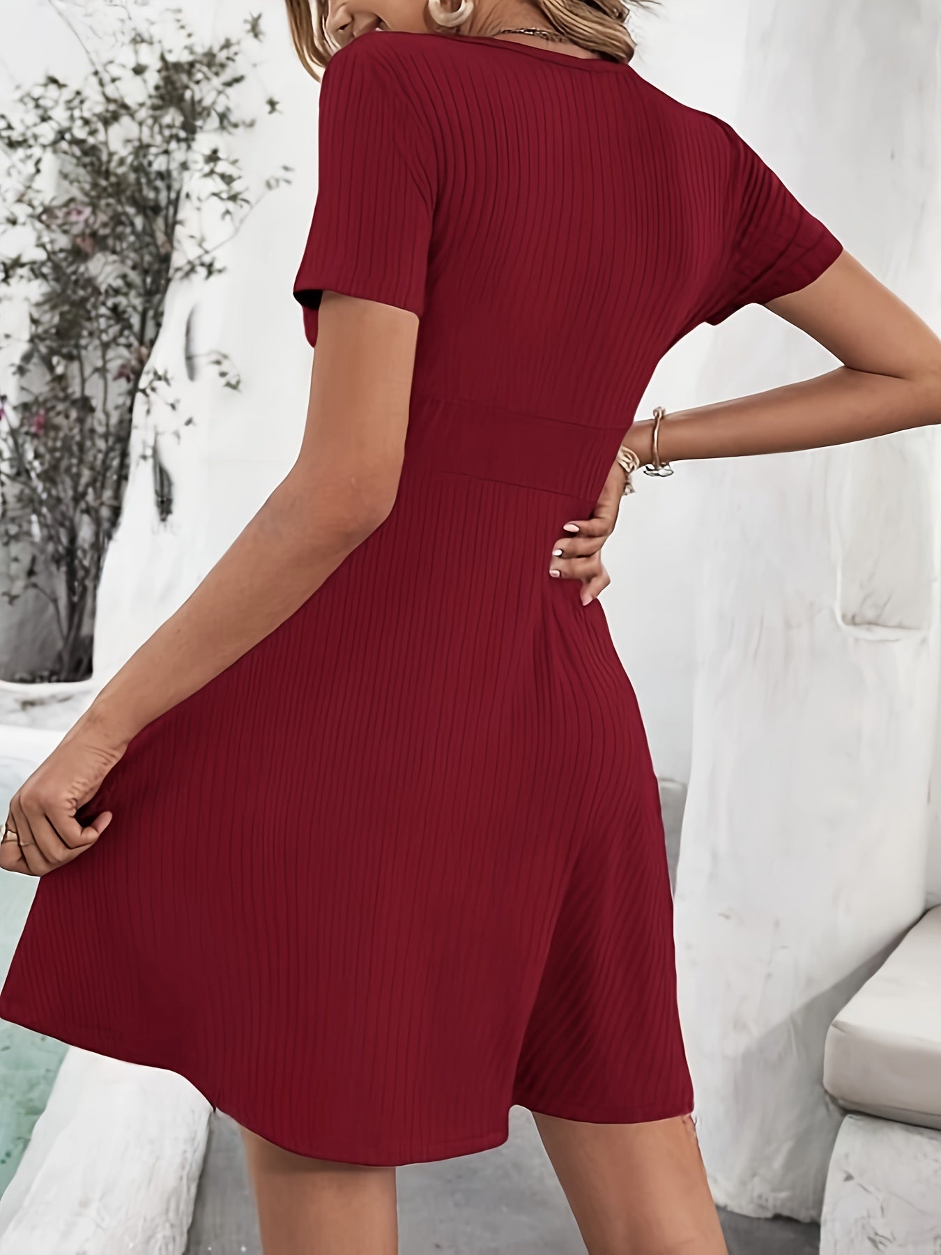 GR | Sommerkleid für Damen mit V-Ausschnitt Elegant Tailliert Kurzärmelig