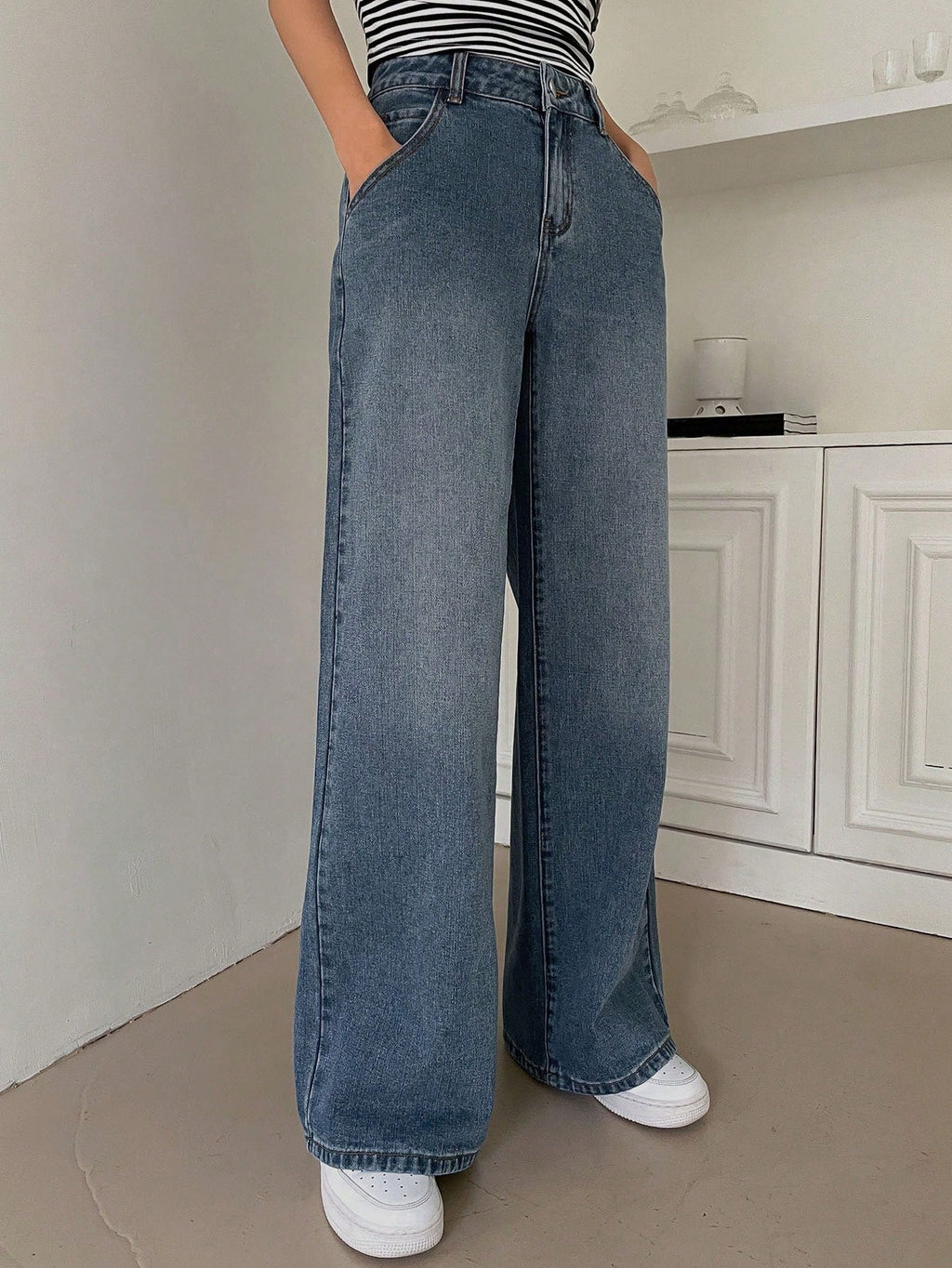 GR | Figurfreundliche High-Waist Weite Jeans