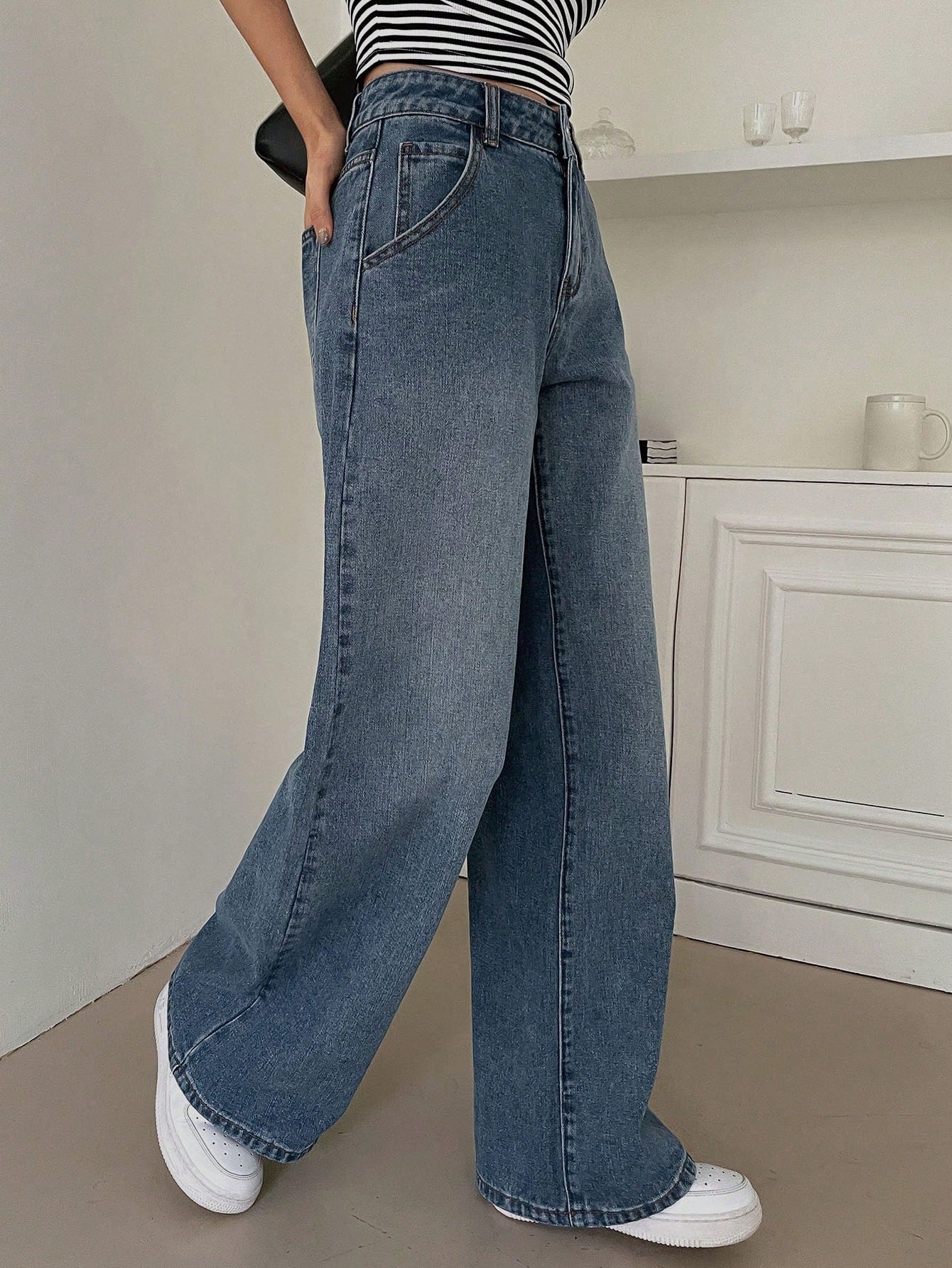 GR | Figurfreundliche High-Waist Weite Jeans