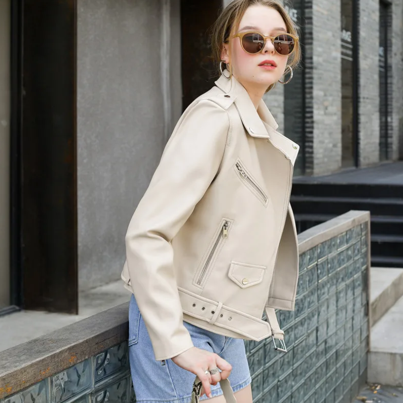 GR | Women's biker leather jacket with zippers and belt