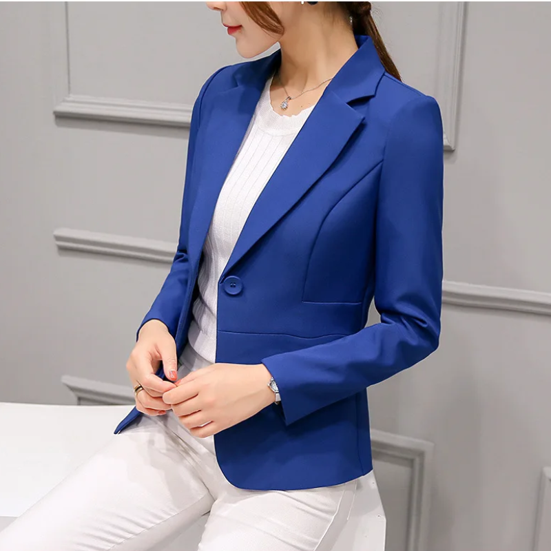 GR | Elegant women's blazer with long sleeves. Perfect for work.