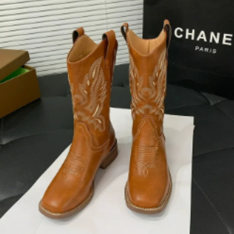 GR | Western style boots for women with pointed toe and block heel, cowboy boots for women