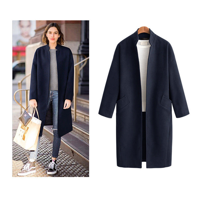 Women's elegant long jacket with a casual collar and practical pockets, size