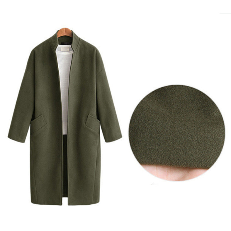 Women's elegant long jacket with a casual collar and practical pockets, size