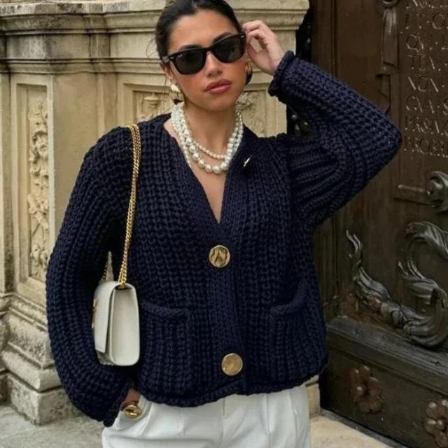 GR | Chunky knit cardigan with large buttons