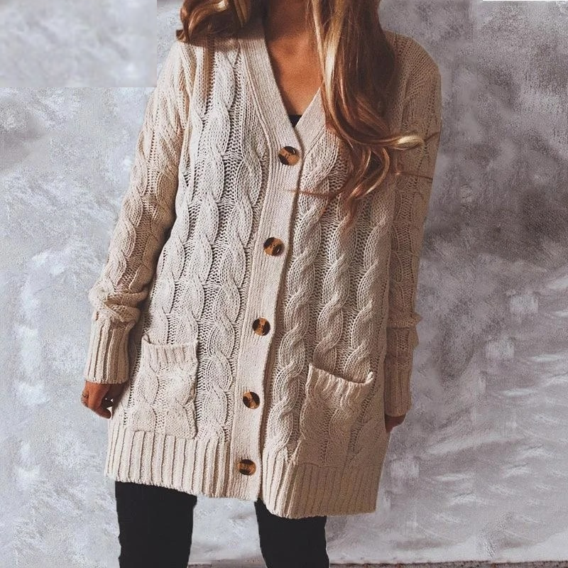 GR | Women's wool cardigan with cable knit pattern and wooden buttons, loose fit