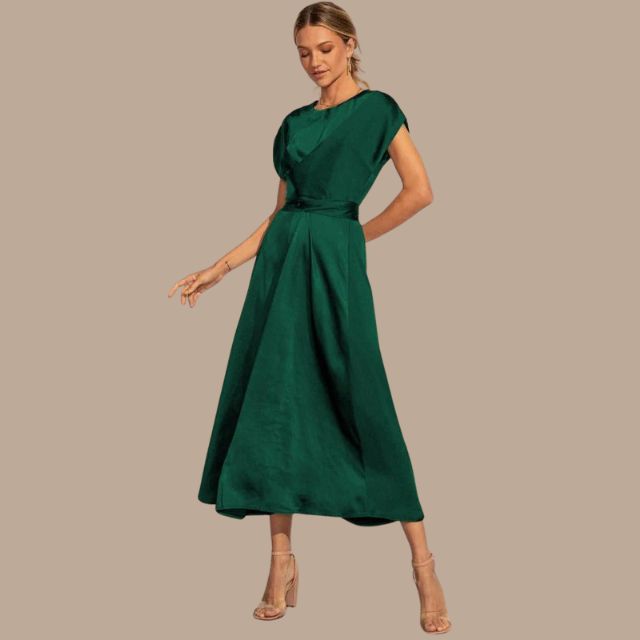 GR | Wickel-Midikleid mit Kappenärmeln