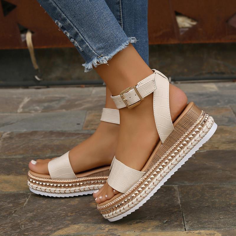 GR | Summer Sandals with Buckle Straps and Platform