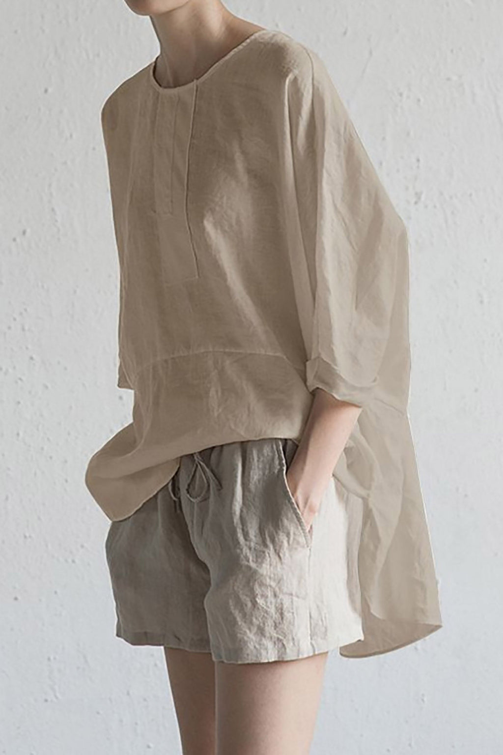 GR | Stylish cardigan made of Japanese linen - half sleeves and round neckline