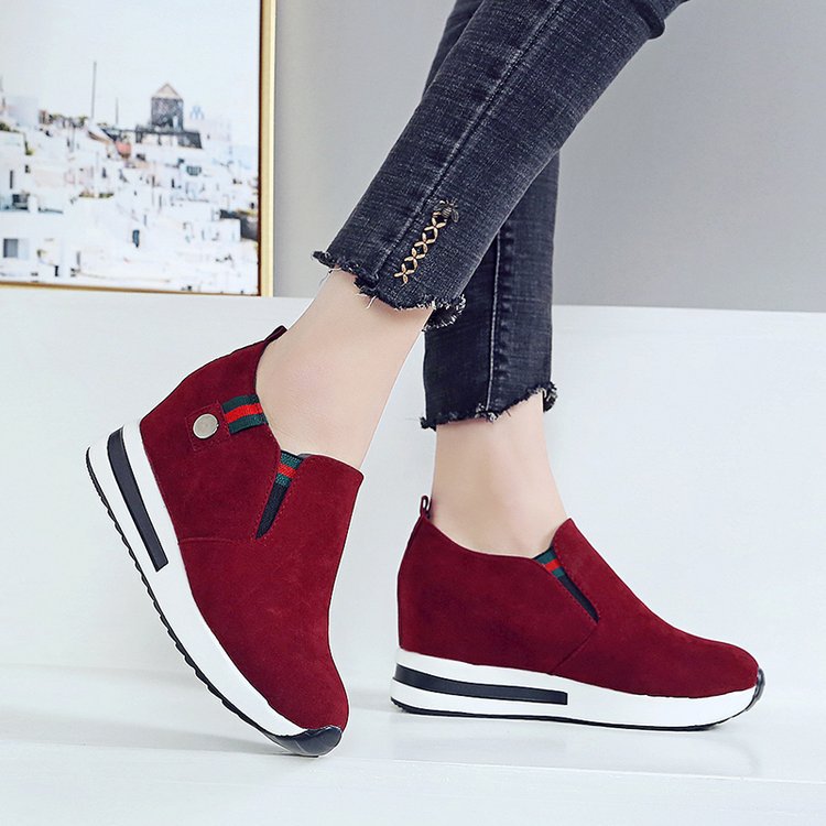 Damen Wedge-Sneaker mit modernem Slip-On-Design und bequemer Sohle GR