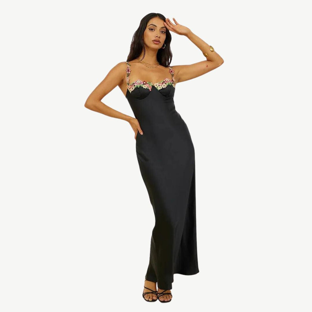 GR | Embroidered satin dress