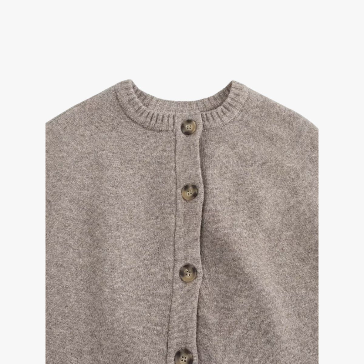 GR | Strick Cape Mit Knöpfen Und Gestuftem Saum