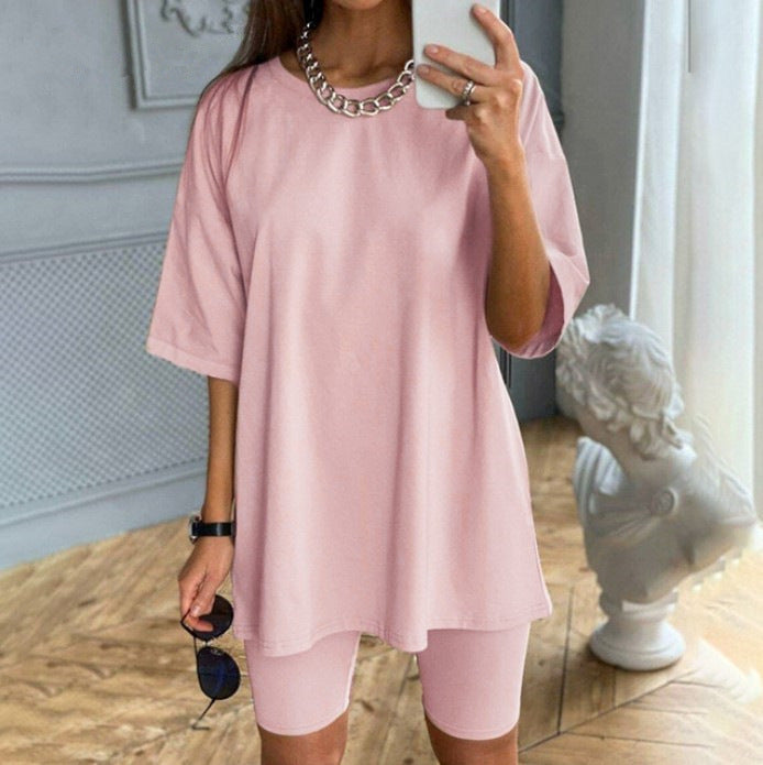 Damen sportliches Zweiteiliges Set mit T-Shirt und Shorts GR