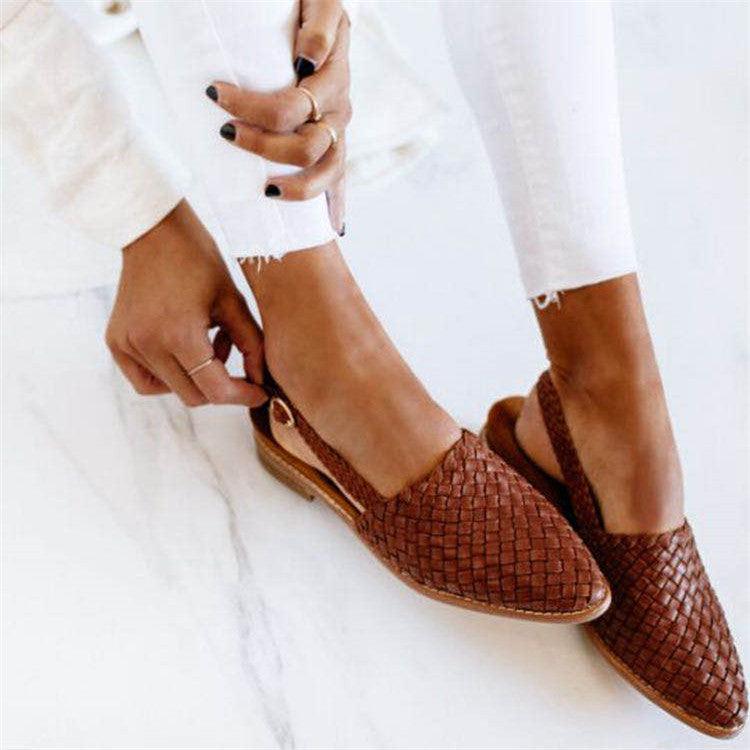 GR | Flat sandals