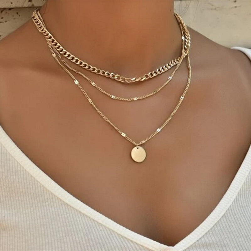 GR | 3 necklaces in a set