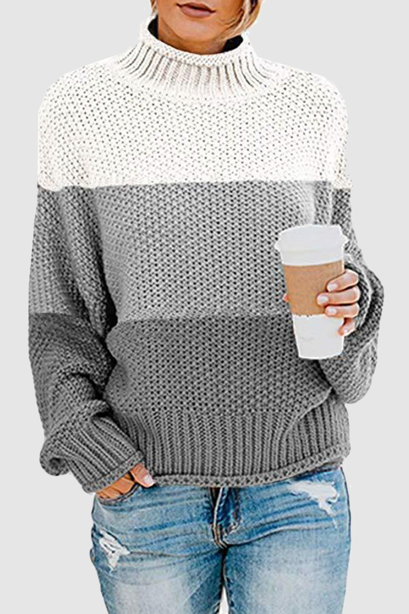 Relaxed and timeless sweater