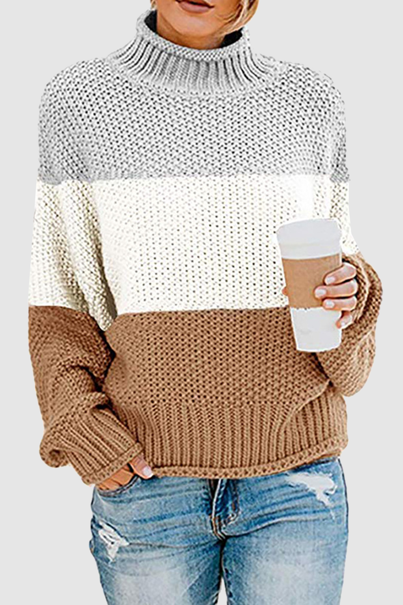 Relaxed and timeless sweater